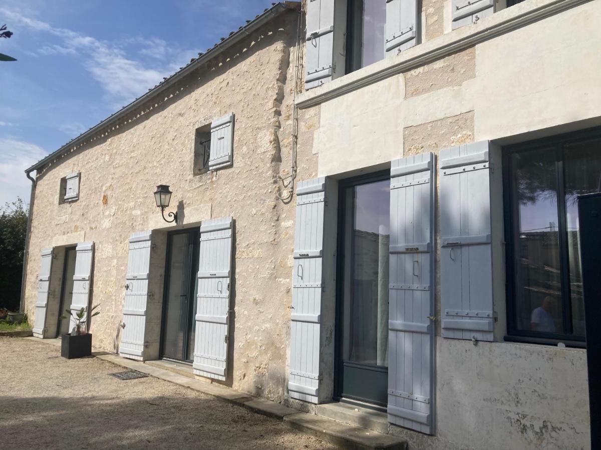 Chambre D'Hotes Les Roches Corme-Royal Εξωτερικό φωτογραφία