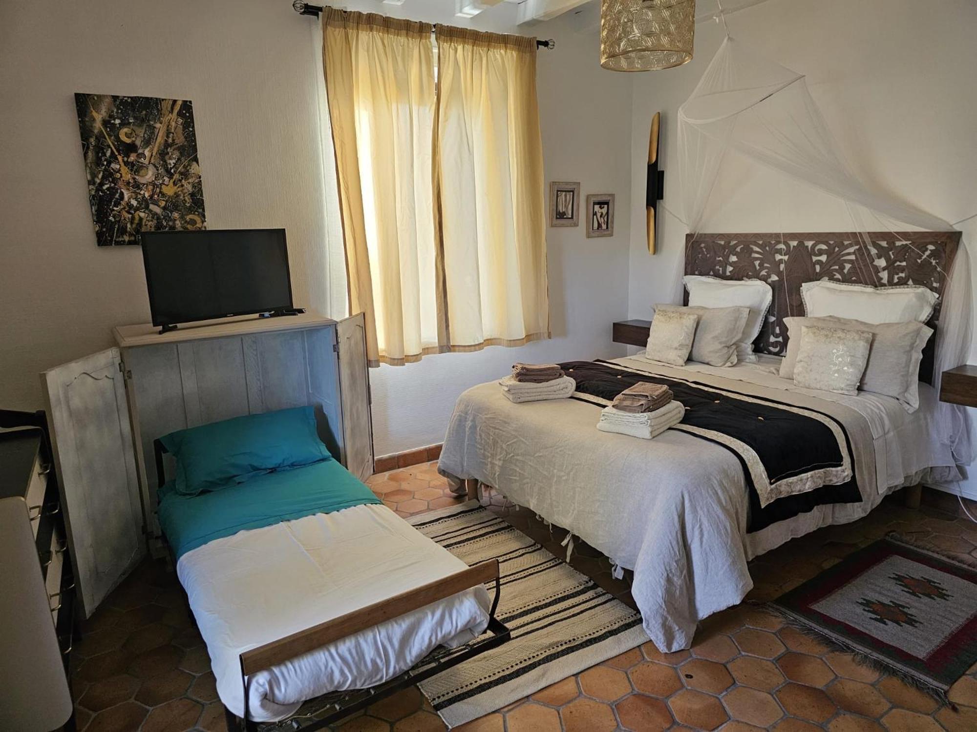 Chambre D'Hotes Les Roches Corme-Royal Εξωτερικό φωτογραφία